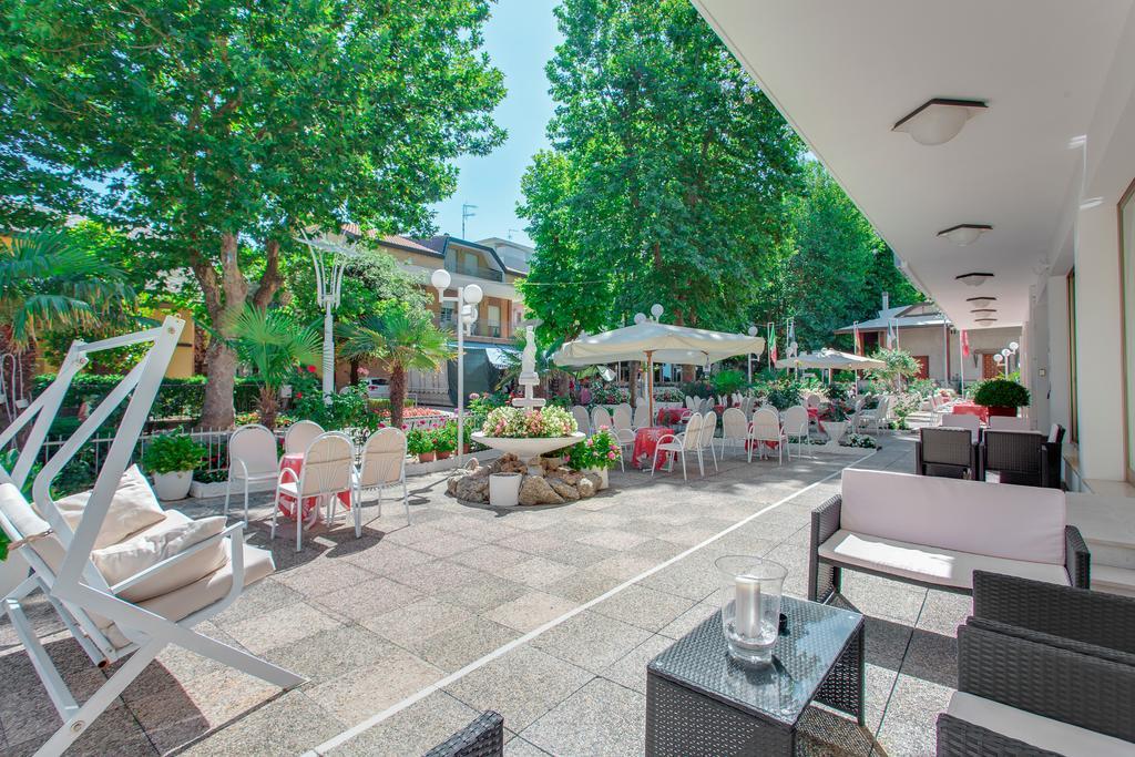 Hotel Garden Bellaria-Igea Marina Exterior photo