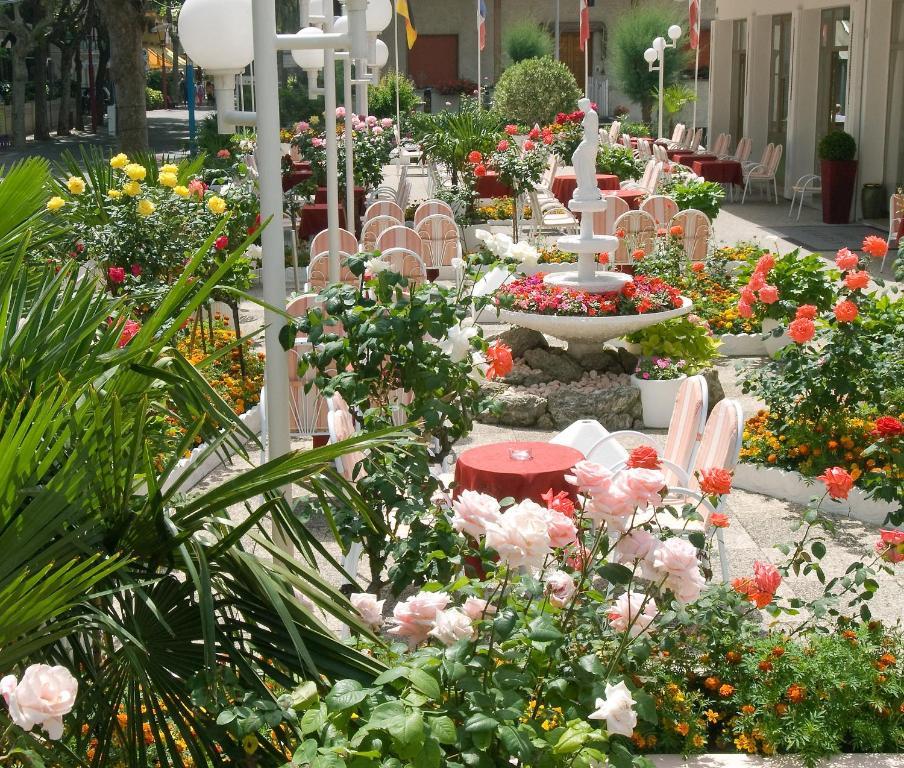 Hotel Garden Bellaria-Igea Marina Exterior photo